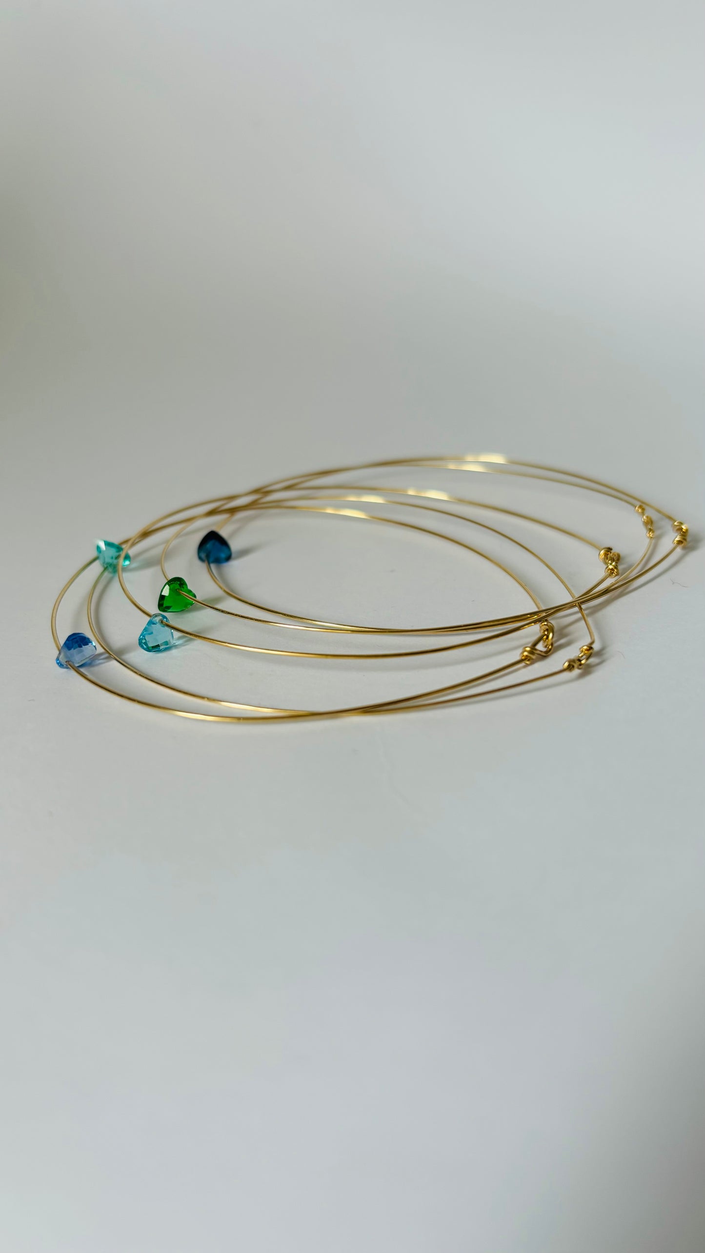 BRACCIALI 5 SENSI CON CUORICINI COLORATI DI ZIRCONE